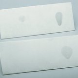 بقع الماء و الغليسرين على ورق الترشيح.