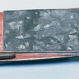 صفيحتا زنك و نحاس متصلتان بواسطة الكتروليت