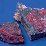 الزنجفر (HgS)