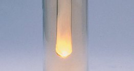 تفاعل الصوديوم و الكلور