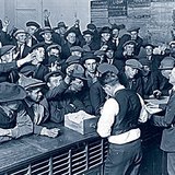 الآثار الاجتماعية للأزمة الاقتصادية: البطالة في الولايات المتحدة