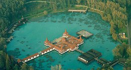 صورة جوية عن بحيرة الهيفيز (المجر)