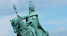 Szent István szobra a Halászbástyán