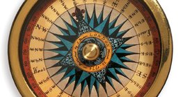 بوصلة قديمة