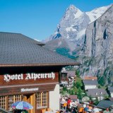 فندق جبلي في سويسرا