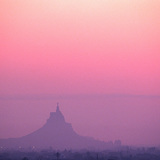 قلعة مونتياغودو عند غروب الشمس