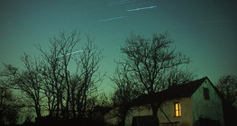 مسارات النجوم