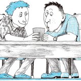 Hardy és padtársa Maria képét nézik