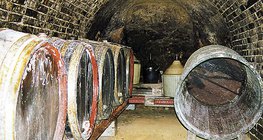 مخزن النبيذ