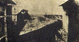 أول صورة في العالم لنييبس، التقطت في سنة 1826 م.