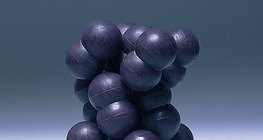 توضع الجزيئات في بلورة اليود