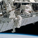 رواد الفضاء أثناء العمل