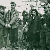 مقاومين سوفييت أسرى قبل تنفيذ حكم الإعدام