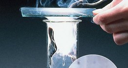 احتراق المغنيسيوم في ثاني أكسيد الكربون