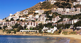 كانييلس، شاطئ في كوستا برافا