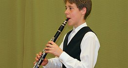 طريقة إمساك الكلارينيت