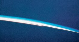 طبقة الهواء حول الأرض