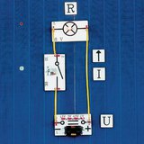 دارة بسيطة مع الرموز و كميات مميزة