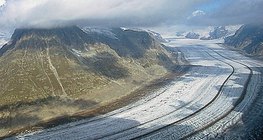 أنهار جليدية في جبال الالب