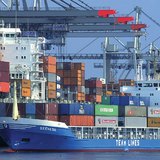 سفن في ميناء هامبورغ