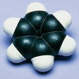 نموذج ملء الفراغ لجزئ البنزن