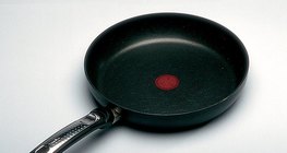 إناء من التفلون