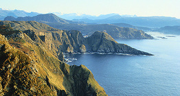 الطبيعة النرويجية مع المضائق