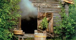 كوخ ساونا خشبي تقليدي فنلندي