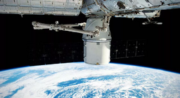 كيف تغلبنا على الفضاء؟