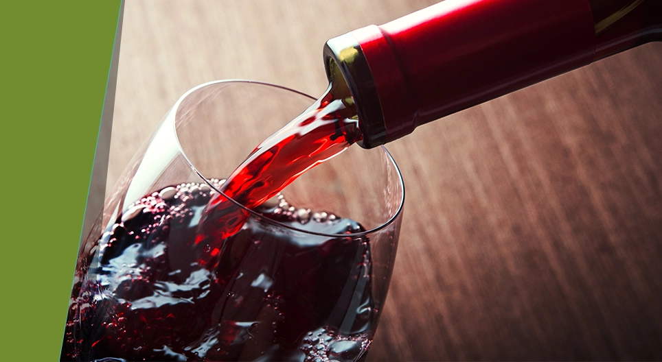 نبيذ الأحمر إلى نبيذ الأبيض