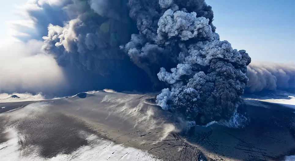 Prikaz izbruha ognjenika na študiji primera: Eyjafjallajökull, 2010